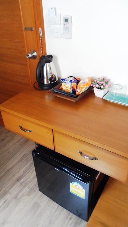 Oyo 1093 De Nawarat Chiang Mai Boutique Apartment Habitación foto