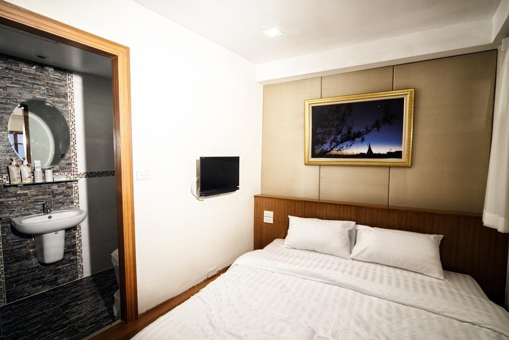 Oyo 1093 De Nawarat Chiang Mai Boutique Apartment Habitación foto